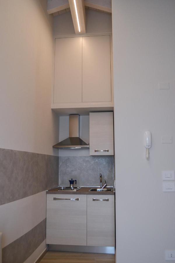 Garda Lake Maison D'Isabella Лонато Екстериор снимка